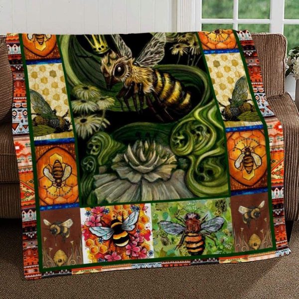 Gift For Bee Lovers Fleece Blanket With Bees - Image 3